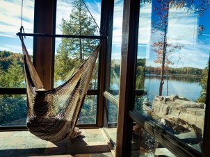 Aire de repos intérieure avec Hamac